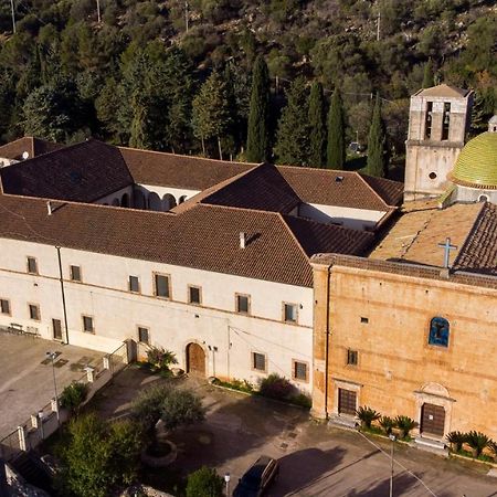 Convento Di Stignano Hotel Rignano Garganico Bagian luar foto