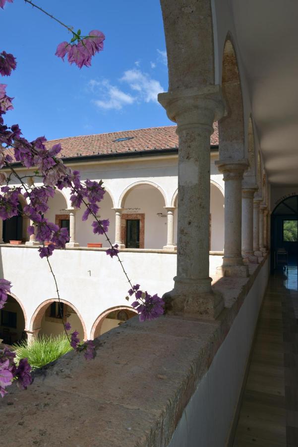 Convento Di Stignano Hotel Rignano Garganico Bagian luar foto