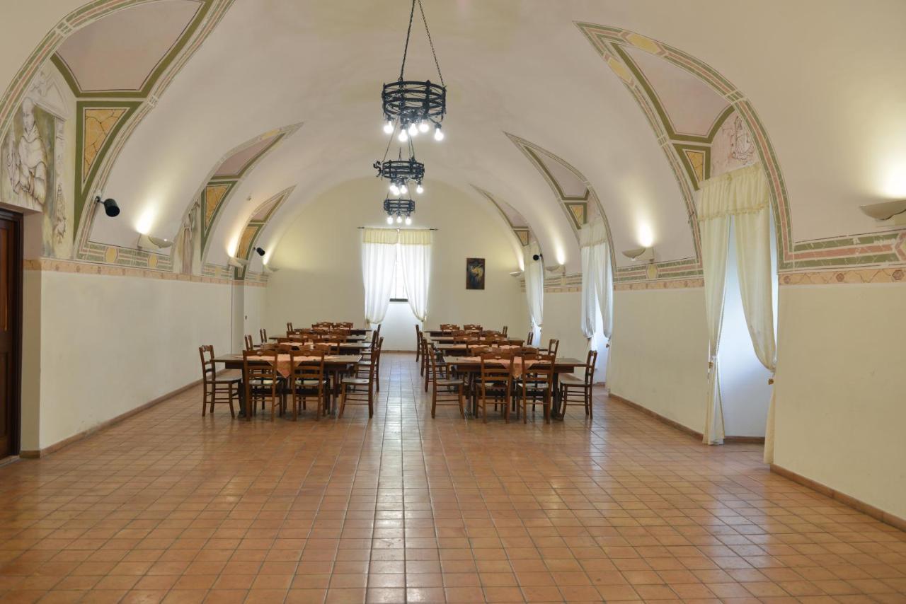 Convento Di Stignano Hotel Rignano Garganico Bagian luar foto
