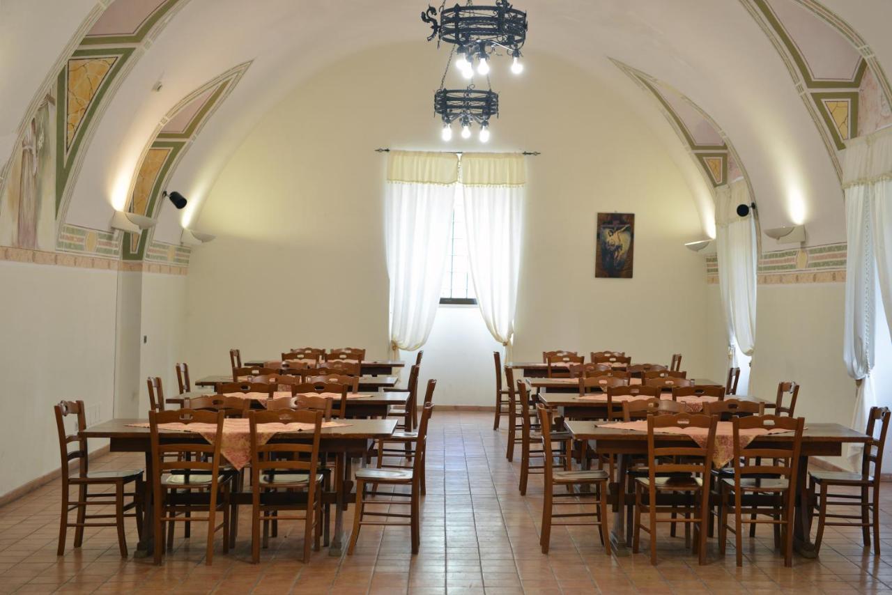 Convento Di Stignano Hotel Rignano Garganico Bagian luar foto