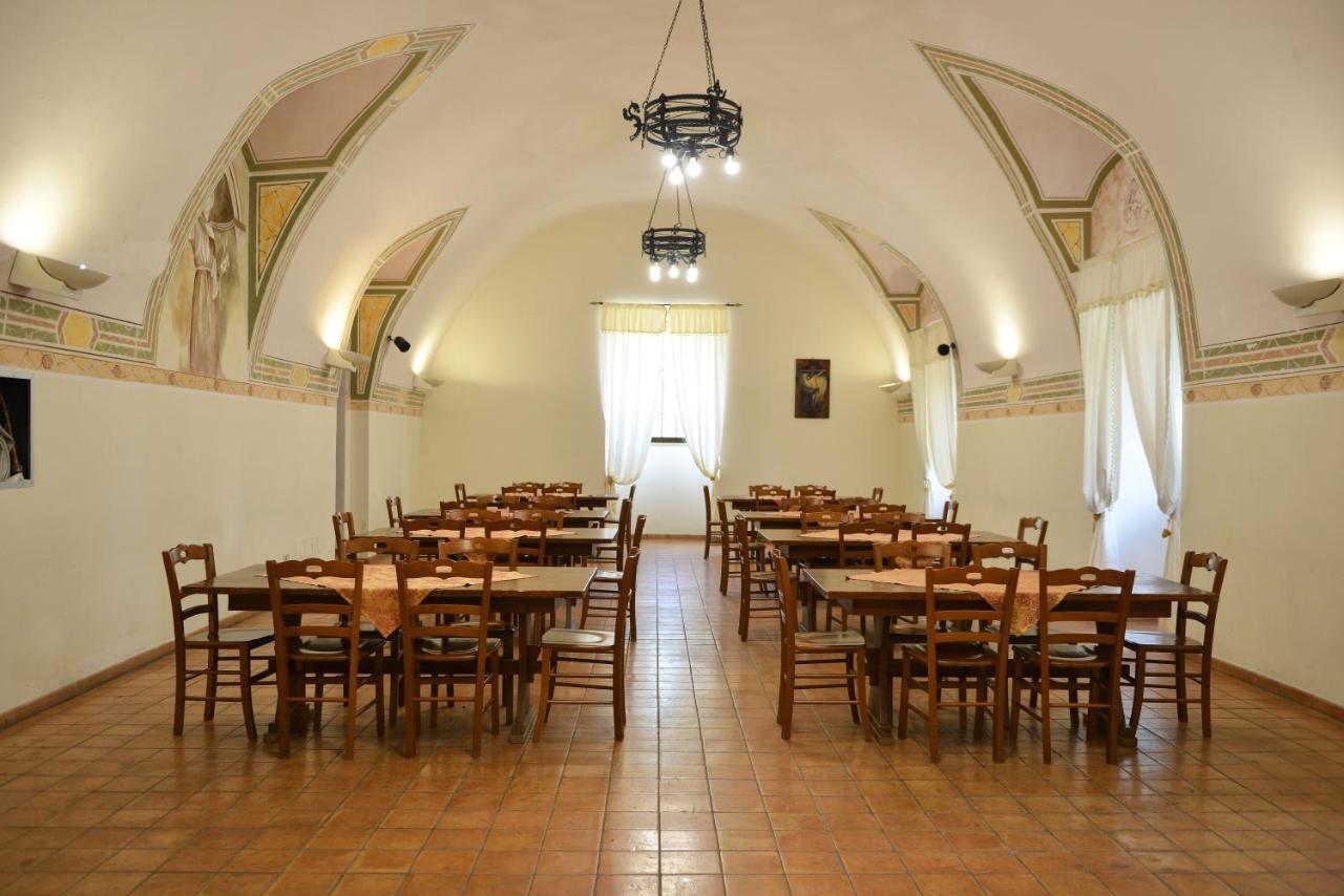 Convento Di Stignano Hotel Rignano Garganico Bagian luar foto