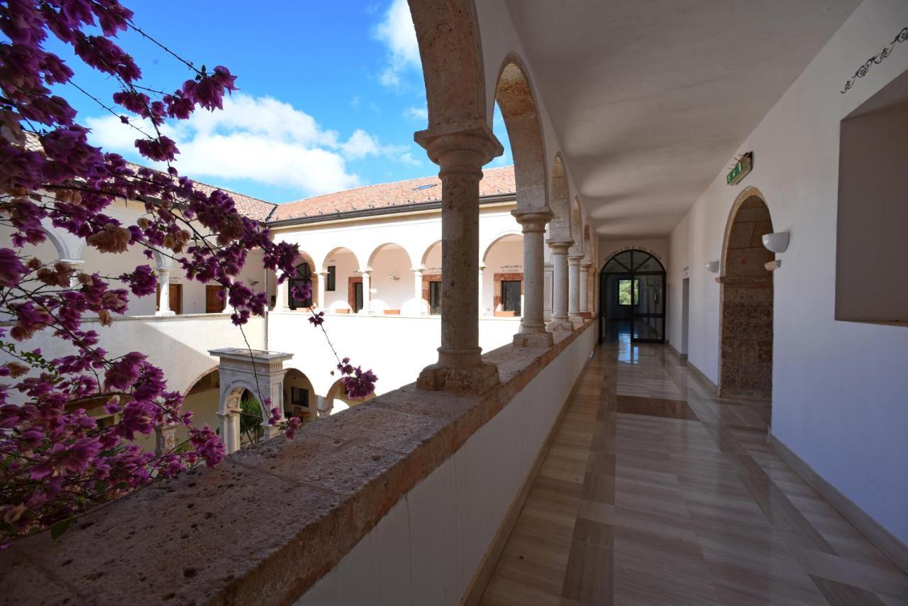 Convento Di Stignano Hotel Rignano Garganico Bagian luar foto