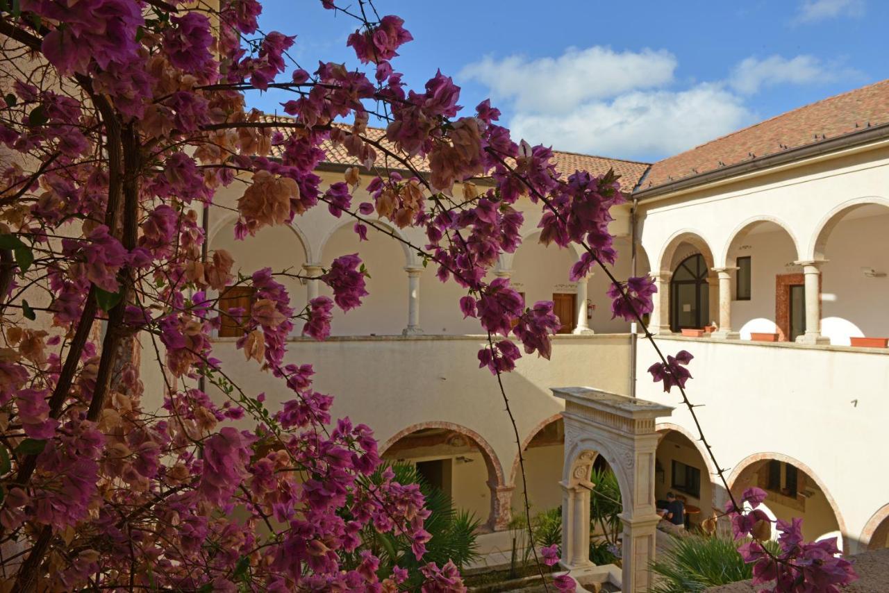 Convento Di Stignano Hotel Rignano Garganico Bagian luar foto