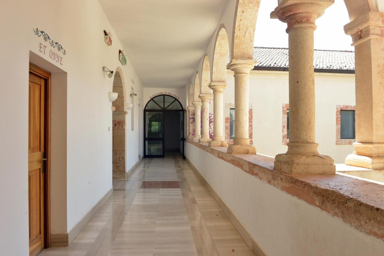 Convento Di Stignano Hotel Rignano Garganico Bagian luar foto