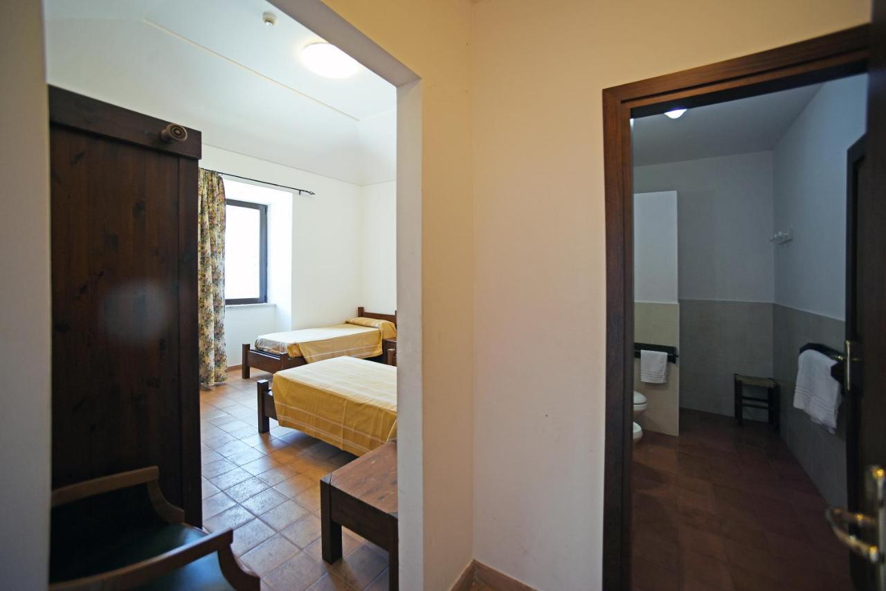 Convento Di Stignano Hotel Rignano Garganico Bagian luar foto