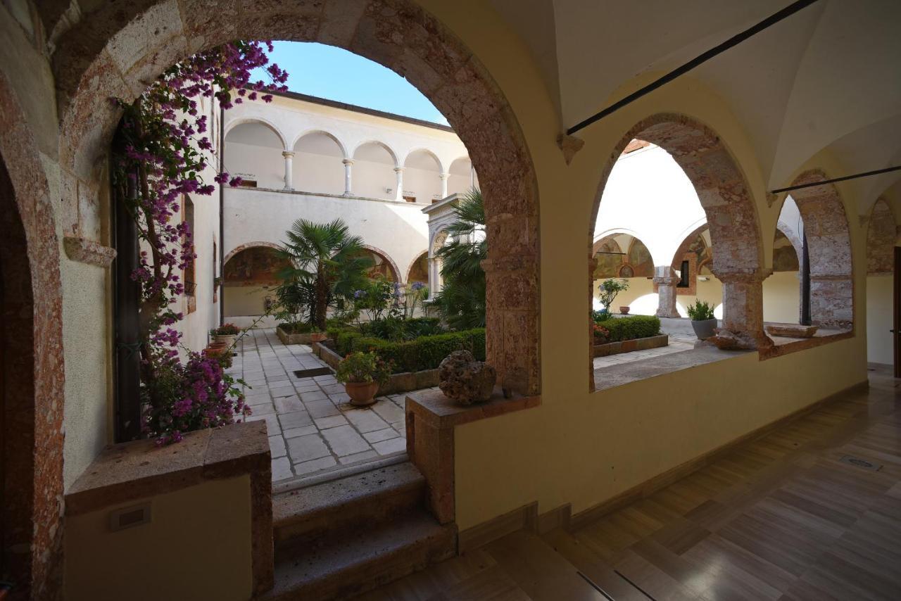 Convento Di Stignano Hotel Rignano Garganico Bagian luar foto