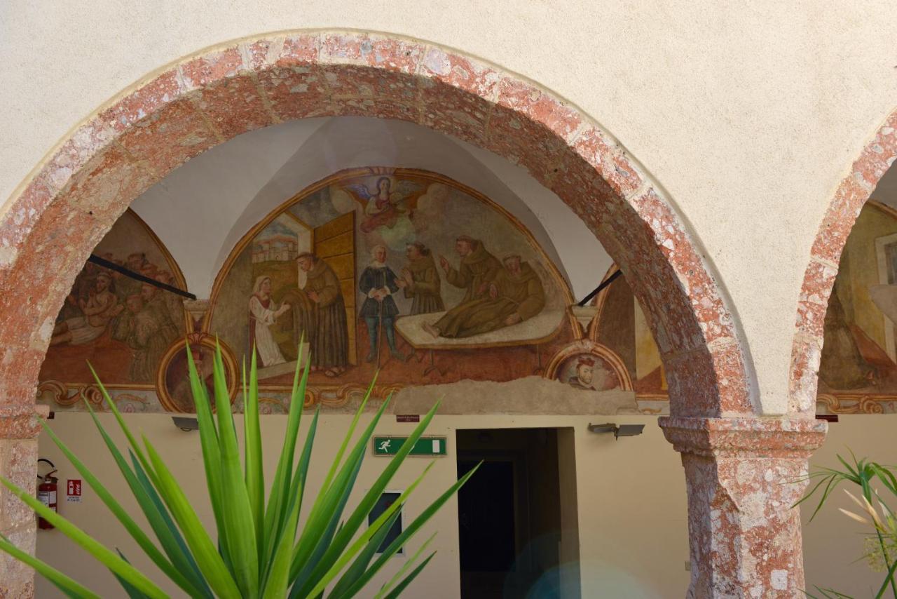 Convento Di Stignano Hotel Rignano Garganico Bagian luar foto
