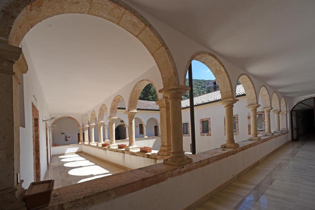 Convento Di Stignano Hotel Rignano Garganico Bagian luar foto