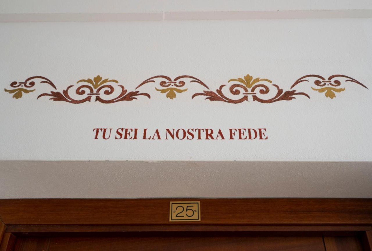 Convento Di Stignano Hotel Rignano Garganico Bagian luar foto